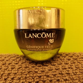 Génifique Yeux - Activateur de Jeunesse von Lancôme