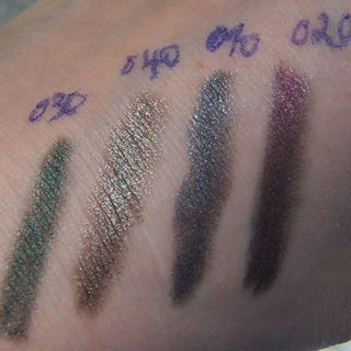 Sorry, die Nummern 040 und 010 sind vertauscht :(