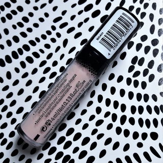 I ♥ Colour Intensifying eyeshadow base - essence