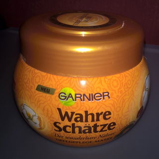 Wahre Schätze - Der wunderbare Nährer - Argan- & Camelia-Öl - Tiefenpflege-Maske - Garnier