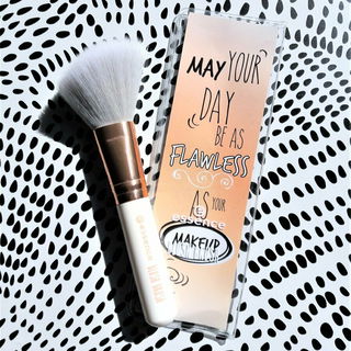 blush brush - essence