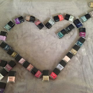 3 Free Nail Lacquer-Vernis - butter London