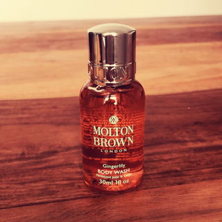 Heavenly Gingerlily Bath & Shower Gel von Molton Brown