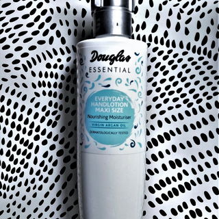 Essential - Everyday Handlotion - Douglas Collection