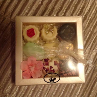 Body Bakery Bath & Body Desserts Badepralinen von Soap-Bubble