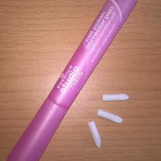 studio nails - nail polish corrector pen - essence