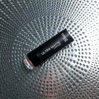 Ultra Matte Lipstick - trend IT UP