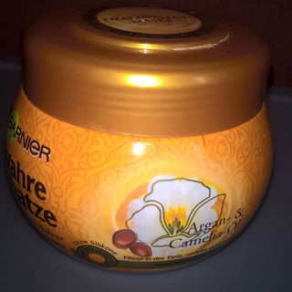 Wahre Schätze - Der wunderbare Nährer - Argan- & Camelia-Öl - Tiefenpflege-Maske - Garnier