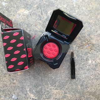 they're Real! RED ON! sexy matte Lip Color - Benefit