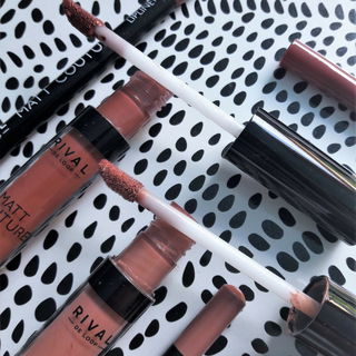 Matt Couture - Matt Liquid Lipstick & Lipliner Lip Kit - Rival de Loop