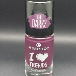 I ♥ TRENDS - The Darks nail polish - essence