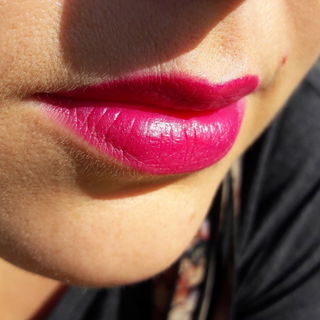 Lipliner Jilted und Lippenstift in Firebird