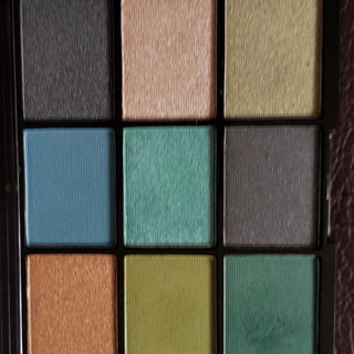 Re-Loaded Palette - Deep Dive - Makeup Revolution