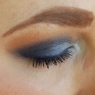 Bei den großen Paletten (4x12 Farben zur Auswahl) ist die Farbwahl nicht einfach, kann aber wunderbar werden