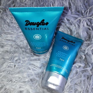 Essential - Foaming Cream-Gel Cleanser Bengal Coffee - Douglas Collection