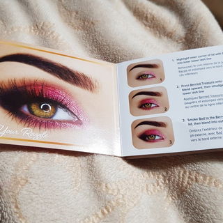 Tutti Frutti - Razzle Dazzle Berry - Eye Shadow Palette - Too Faced