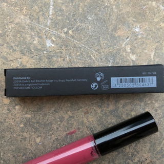 Pure Lacquer Lips - Zoeva