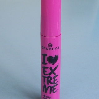 I ♥ EXTREME - Crazy  Volume Mascara - essence