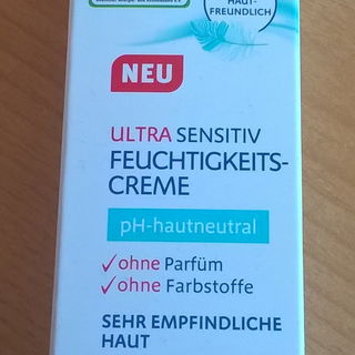 Isana med - Ultra Sensitiv Feuchtigkeitscreme - Isana