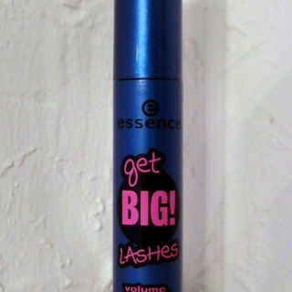 Get Big! Lashes - Volume Boost Waterproof Mascara - essence