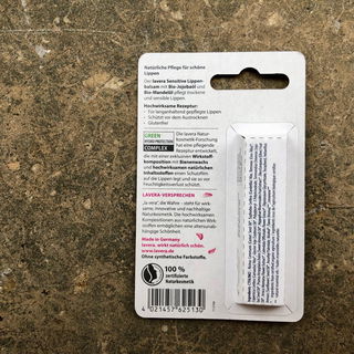 Basis Sensitiv - Lippenbalsam - Lavera