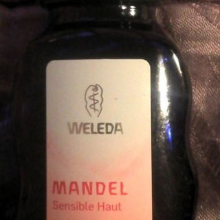 Mandel - Sensible Haut - Wohltuendes Gesichtsöl von Weleda