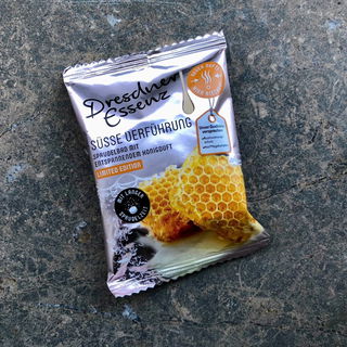 Sprudelbad - Süsse Verführung - mit entspannendem Honigduft - Dresdner Essenz