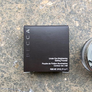 Under Eye Brightening Setting Powder - BECCA