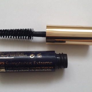 Sumptuous Extreme - Lash Multiplying Volume Mascara - Estée Lauder