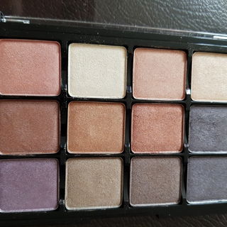 12 Shade Professional Eyeshadow Palette - Viseart