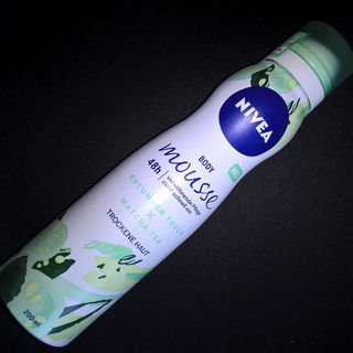Body Mousse - Cucumber Touch & Matcha Tea - Nivea