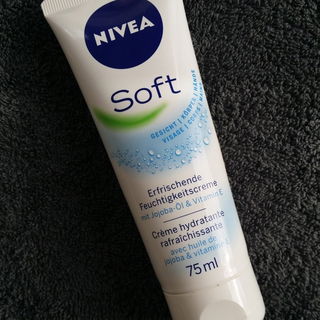 Nivea Soft - Nivea