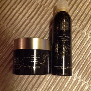 The Ritual of Light - Shower Foam von Rituals