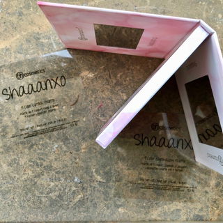 Shaaanxo - 18 Color Eyeshadow & Lipstick Palette - bhcosmetics