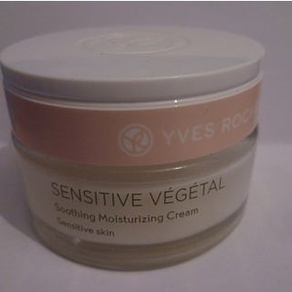 Sensitive Végétal - beruhigende Feuchtigkeitspflege von Yves Rocher