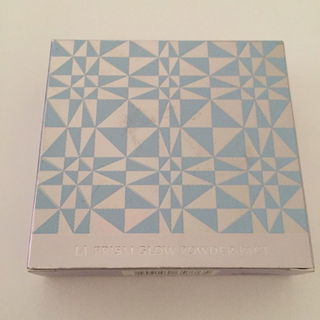 M Prism Glow Powder Pact N°13 - Missha