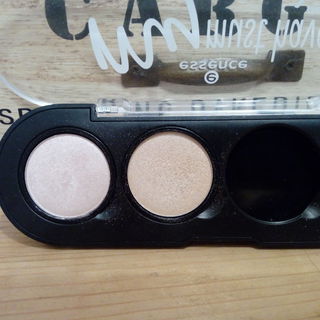My Must Haves - Eyeshadow - essence