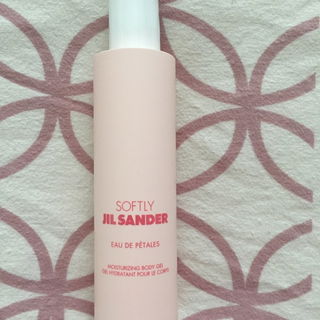 Softly Eau de Pétales - Moisturizing Body Gel von Jil Sander