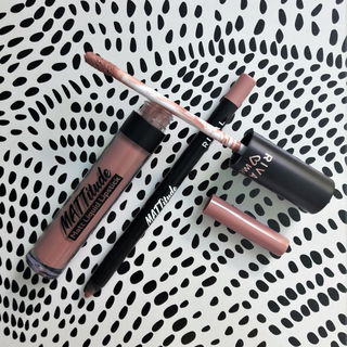 MATTitude Long-Lasting Lip Kit - Rival loves me