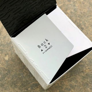 Lip Scrubtious - M·A·C