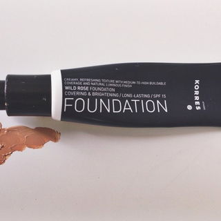 Wild Rose Foundation von Korres