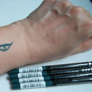 18h Colour & Contour Eye Pencil von Catrice Cosmetics