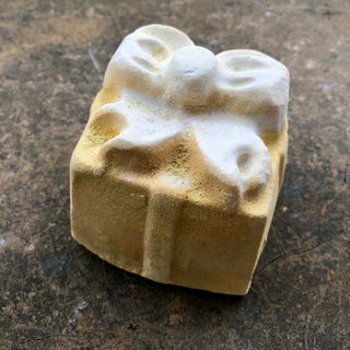 Golden Wonder - Badebombe - LUSH