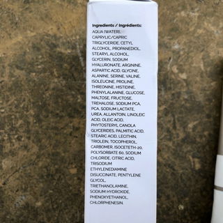 Natural Moisturizing Factors + HA Surface Hydration Formula - The Ordinary.