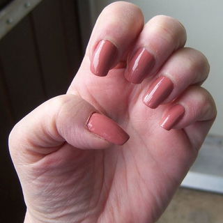 #99 Sweet Macaron Sin - Ich hätte mir die Pfoten nach dem Lackieren eincremen sollen!