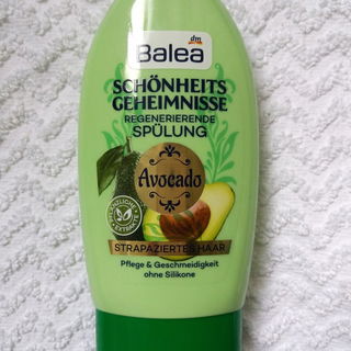 Schönheitsgeheimnisse - Regenerierende Spülung Avocado von Balea