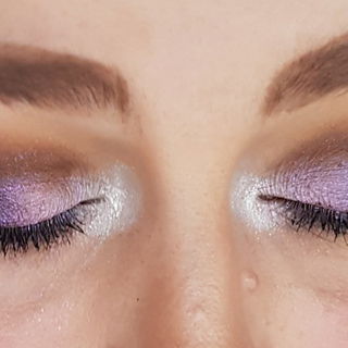 Glitter Bomb Prismatic Glitter Eye Shadow Palette - Too Faced