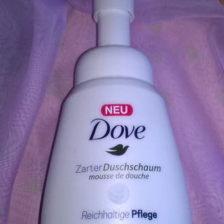 Zarter Duschschaum Reichhaltige Pflege - Dove