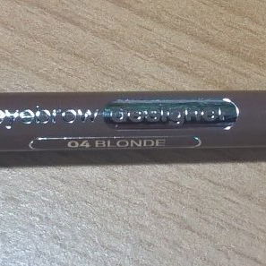 eyebrow designer - essence