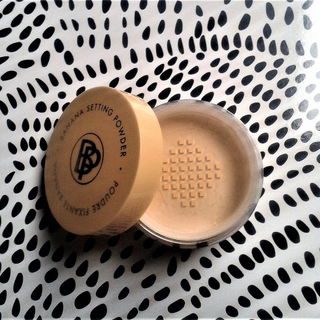 Banana Setting Powder - Bellápierre Cosmetics